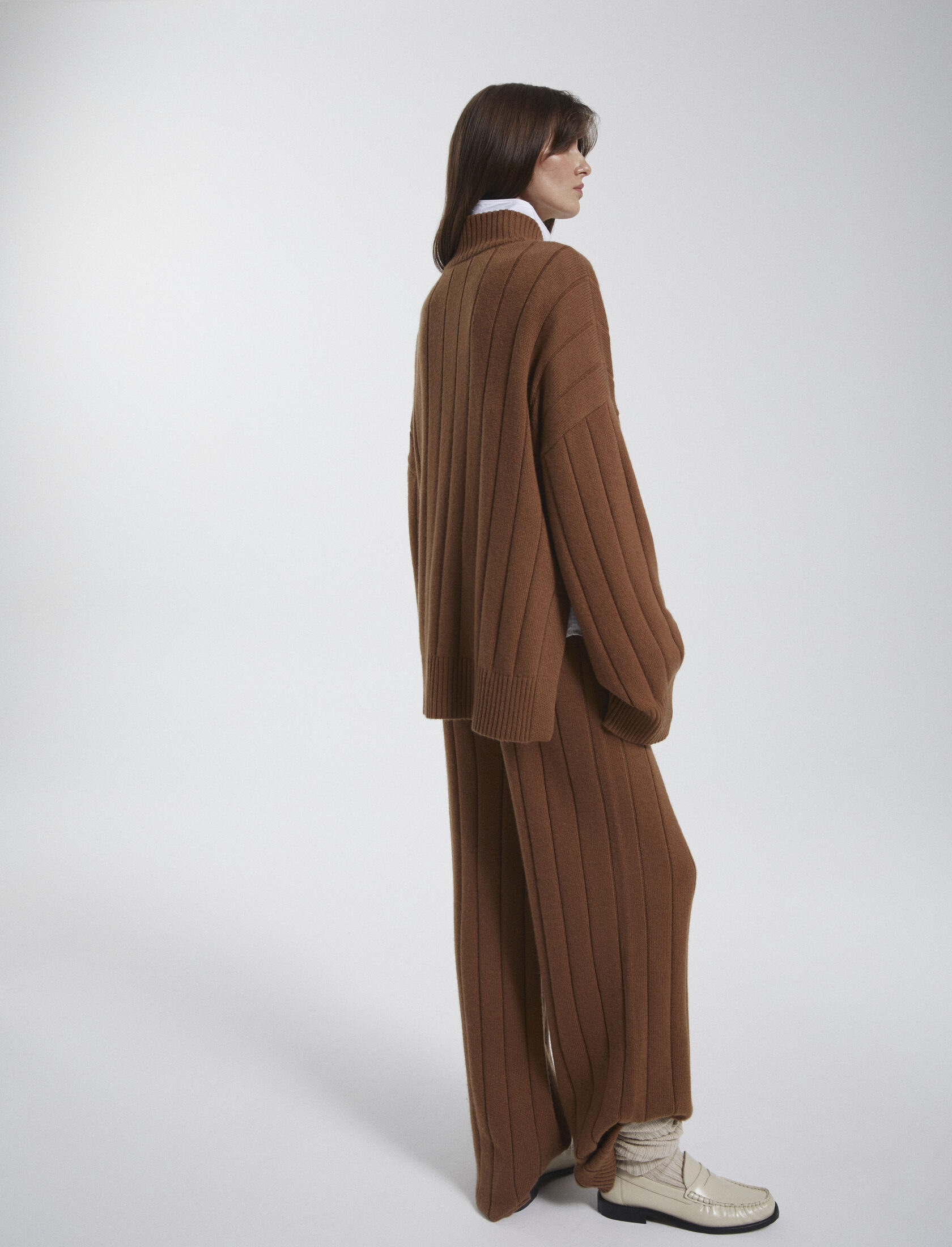 Свитер camel из смесовой шерсти мериноса