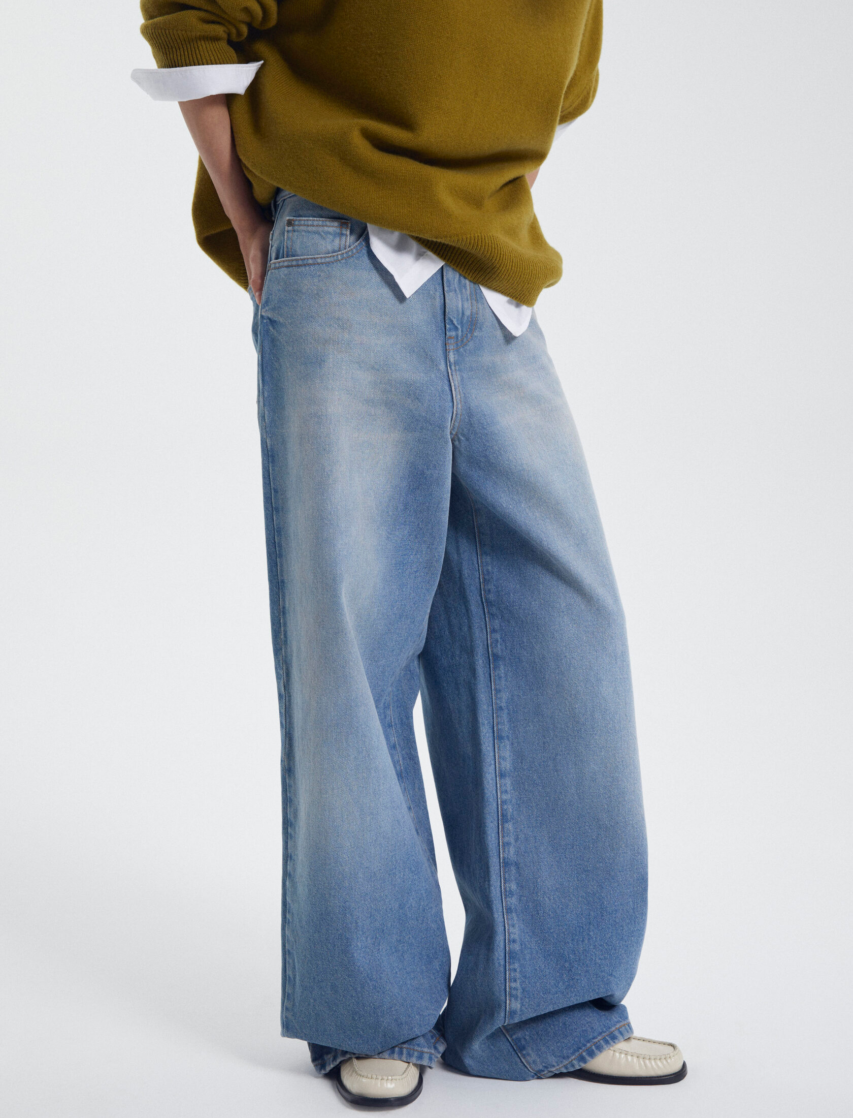 Джинсы wide leg голубого цвета