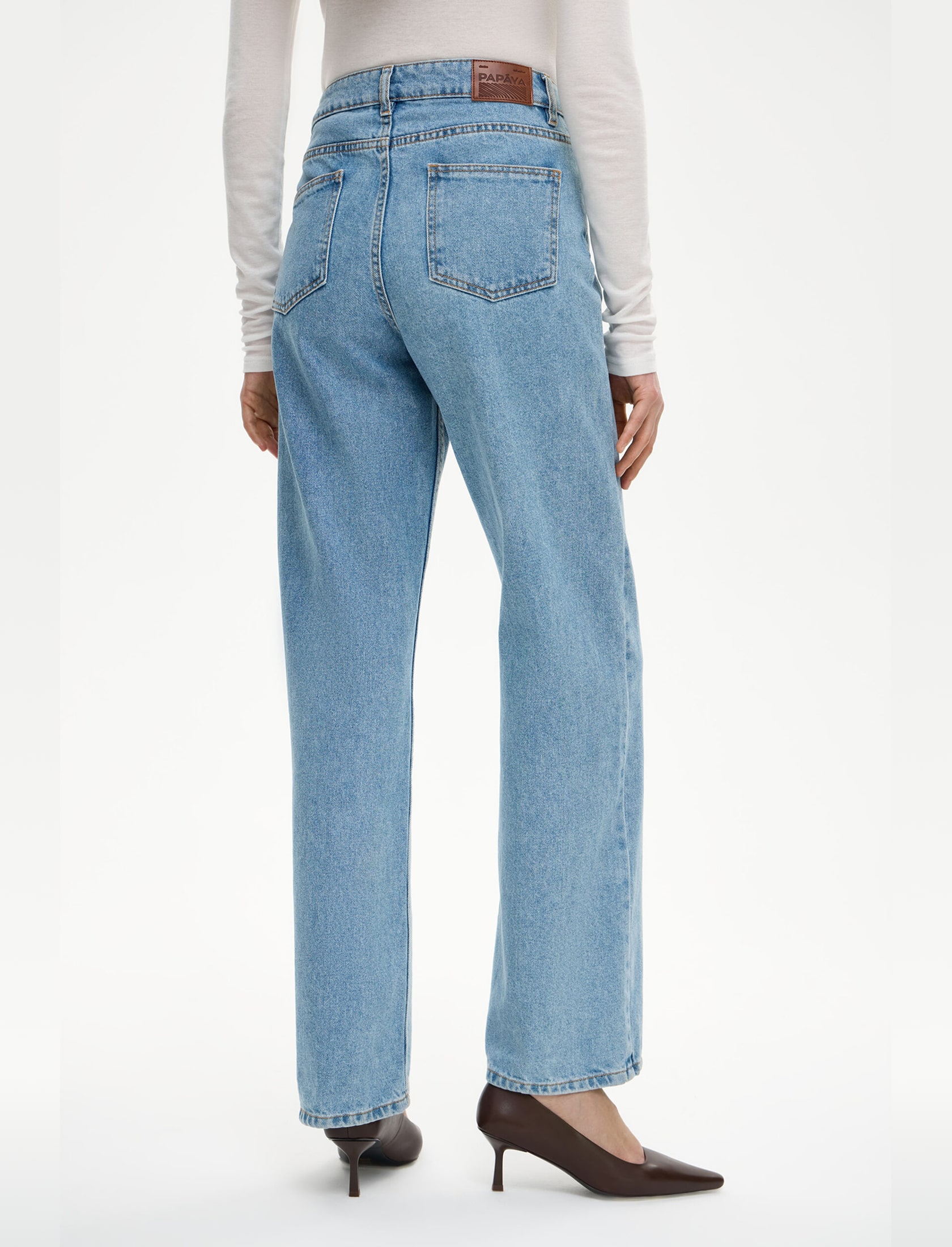 Джинсы straight