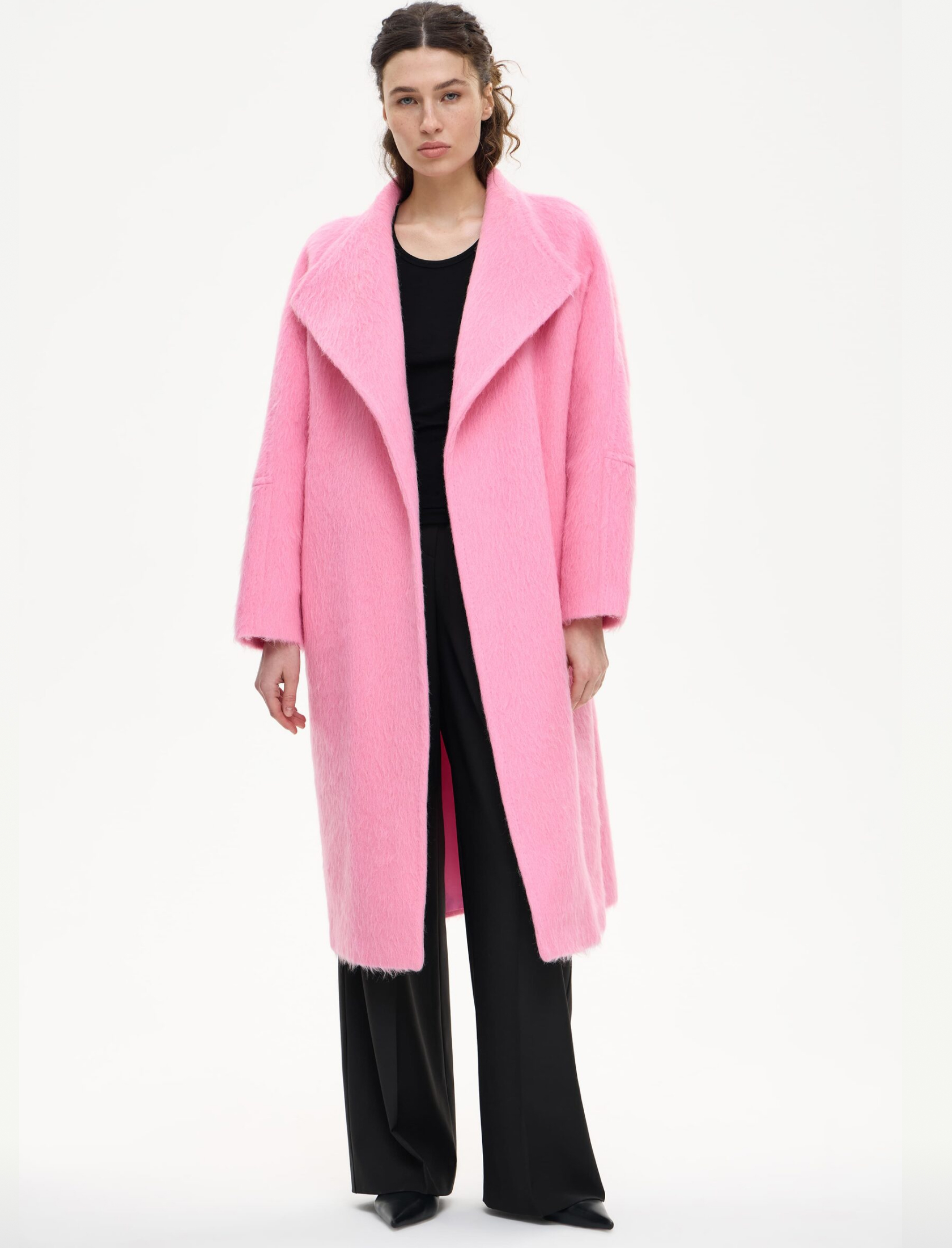 Пальто из шерсти альпака розового цвета