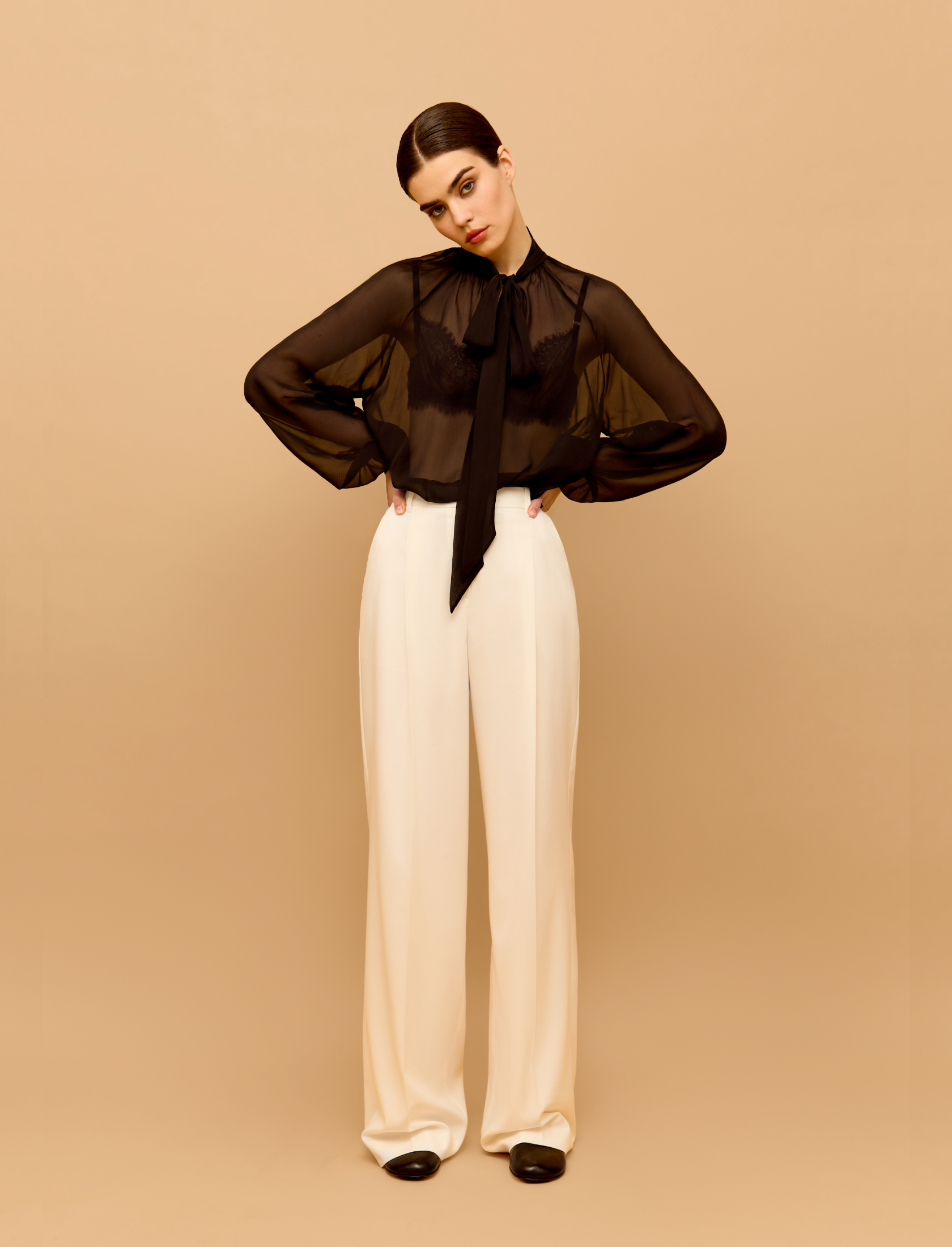 Полупрозрачная блуза Аскот