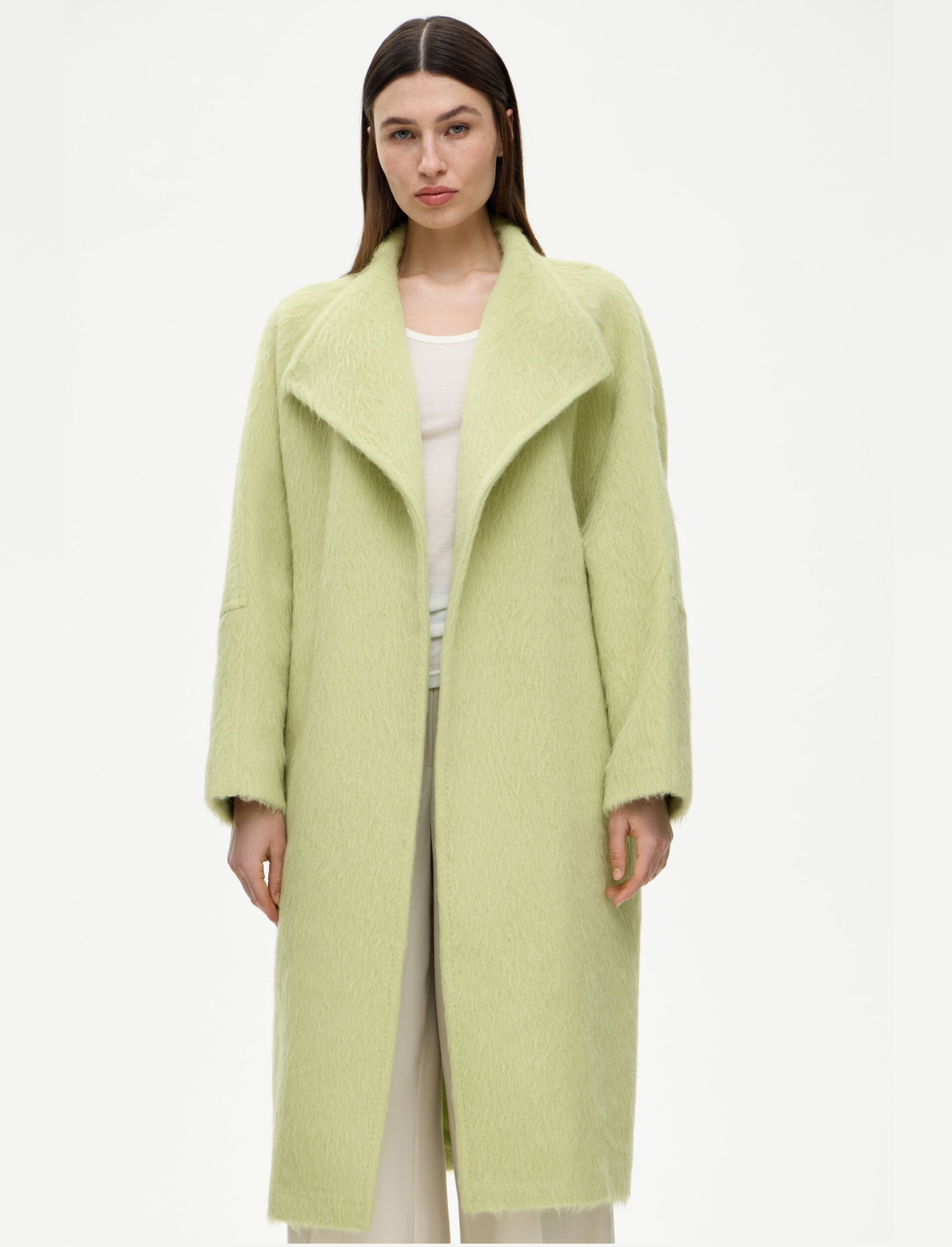 Пальто из шерсти альпака фисташкового цвета