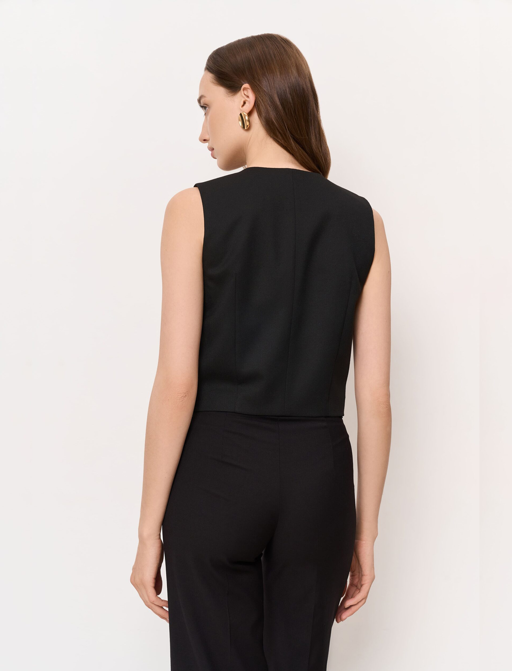 Костюмный жилет на молнии